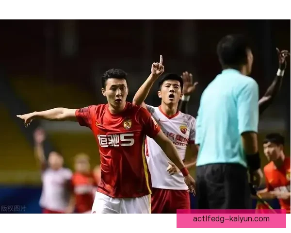 里昂逼抢体系逐渐完善，球队整体表现值得关注