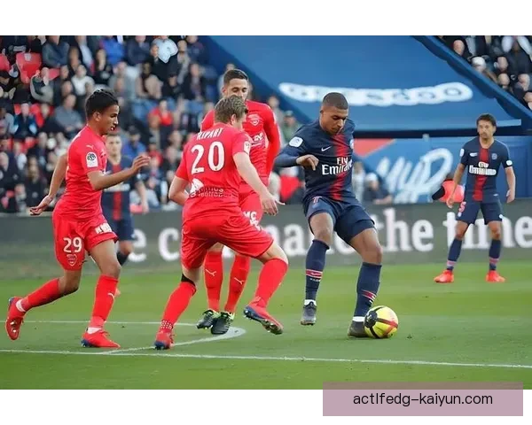 塞维利亚阵容深度分析：球队近期表现稳健，竞争力增强。